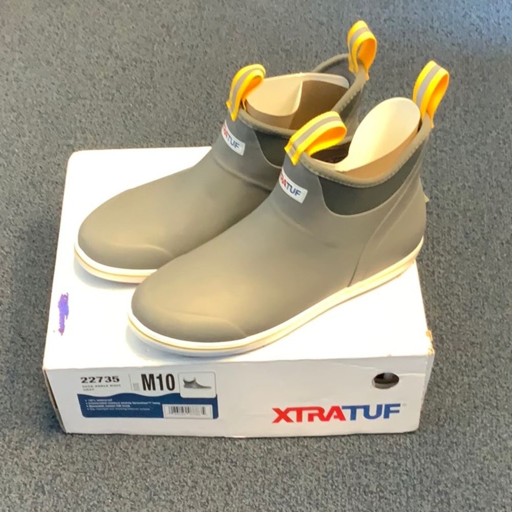 Xtratuf 6” Ankle Deck Boot (Size 10)